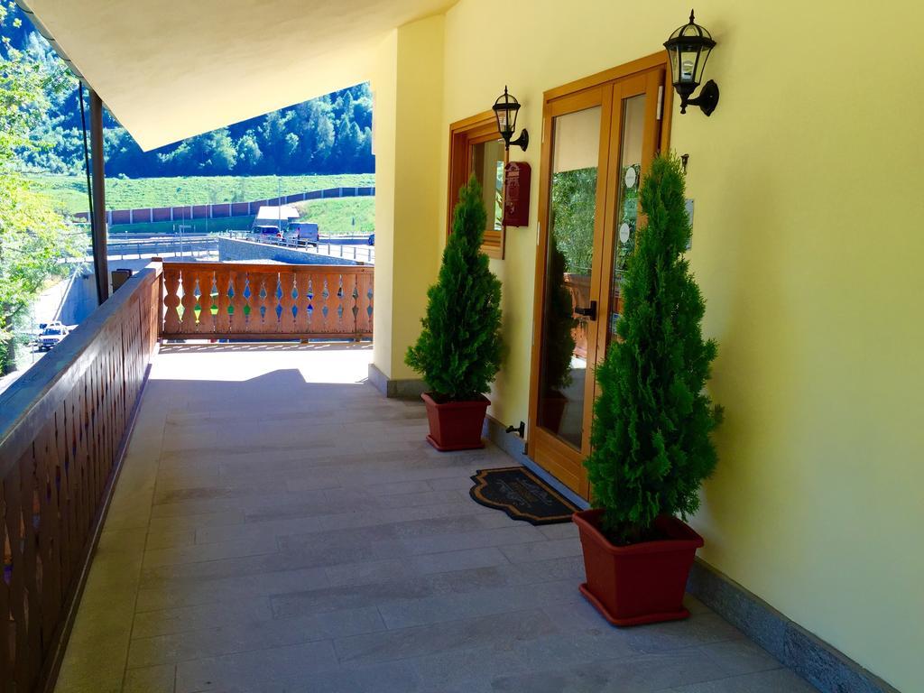 Shatush Hotel كورمايور المظهر الخارجي الصورة