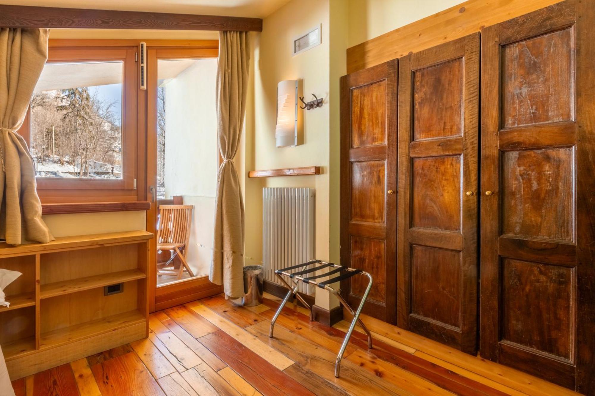 Shatush Hotel كورمايور المظهر الخارجي الصورة
