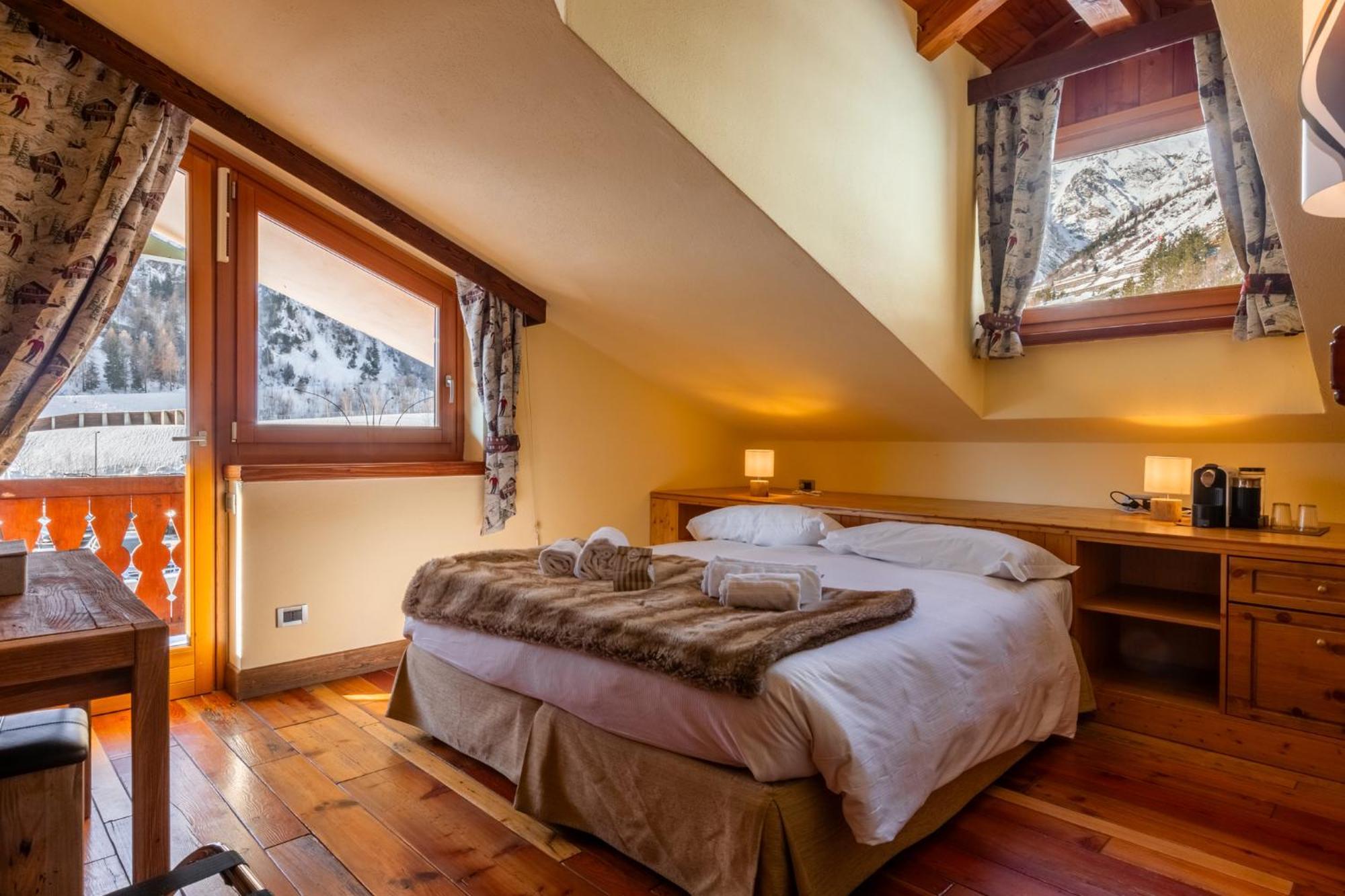 Shatush Hotel كورمايور المظهر الخارجي الصورة